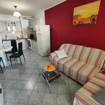 Апартаменты Apartman Bela Пула Экстерьер фото